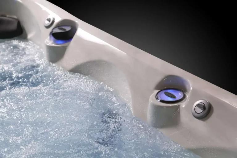 Jacuzzi hot tub running with jets on - ClearRay Bulb